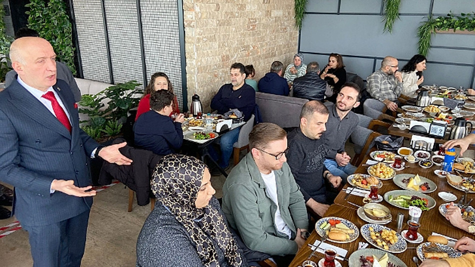 Alay Hamzaçebi “Sefalete 'dur' demek isteyenleri alanlara bekliyoruz!”