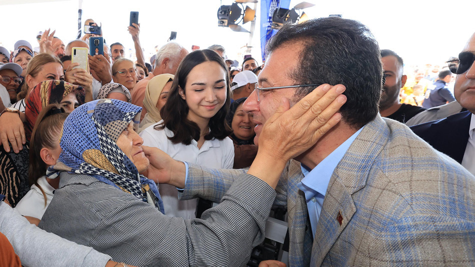 Ekrem İmamoğlu: “Mustafa Kemal'in askerleriyiz demeye devam edin”